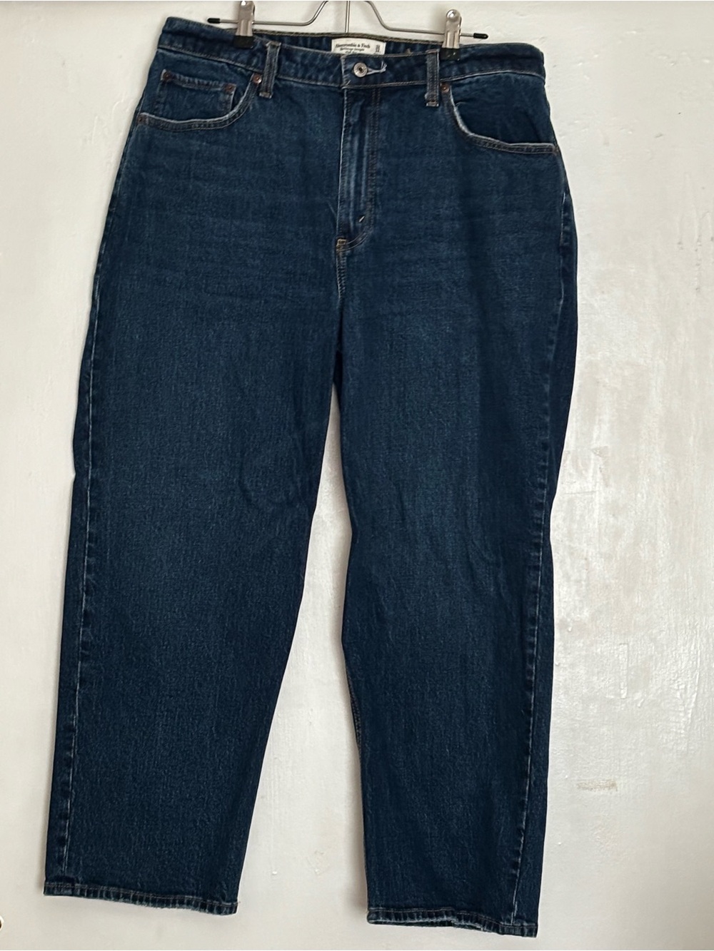 Abercrombie & Fitch Curve Love Vintage Straight Jeans Size 32/14S High Rise